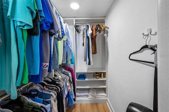 Image No.23-2 Bed Property for sale