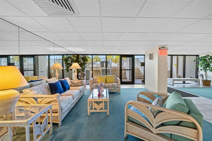 Image No.32-2 Bed Property for sale