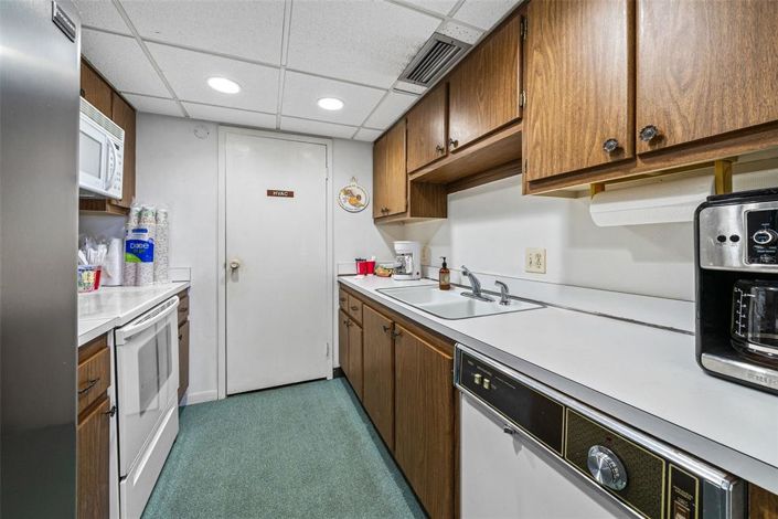 Image No.35-2 Bed Property for sale