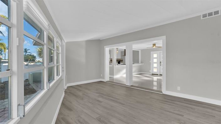 Image No.12-3 Bed Property for sale