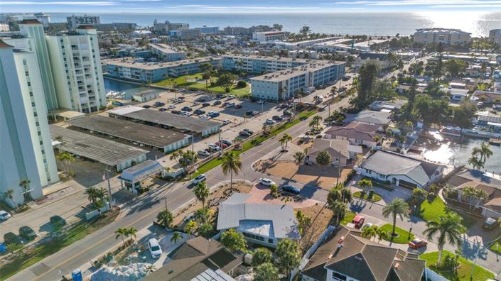 Image No.28-3 Bed Property for sale