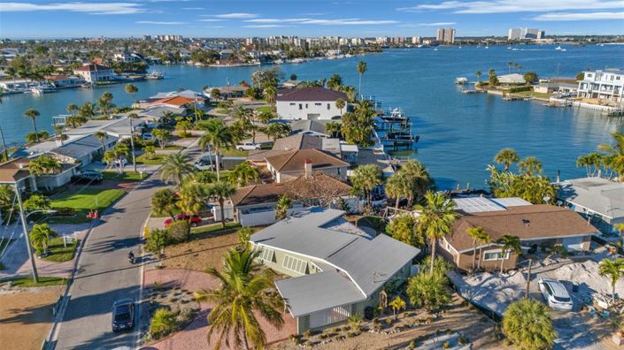 Image No.32-3 Bed Property for sale