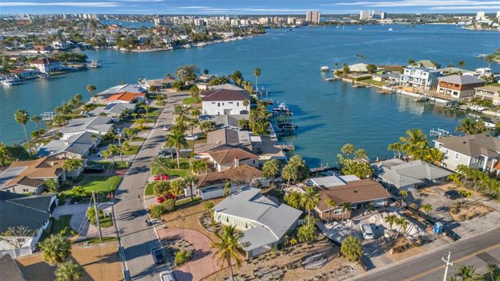 Image No.34-3 Bed Property for sale