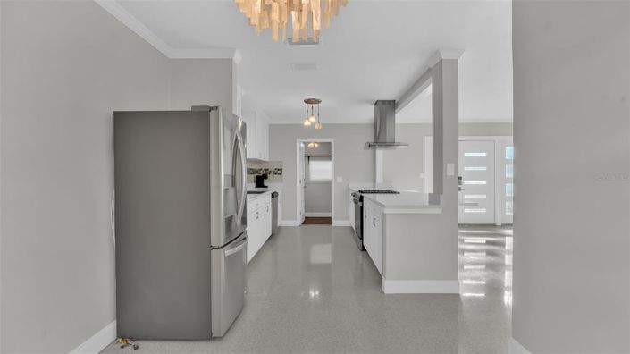 Image No.8-3 Bed Property for sale