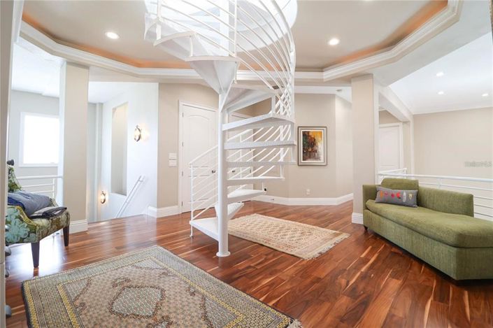 Image No.29-4 Bed Property for sale