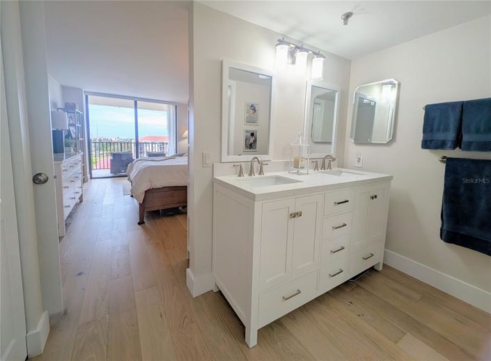 Image No.30-2 Bed Property for sale