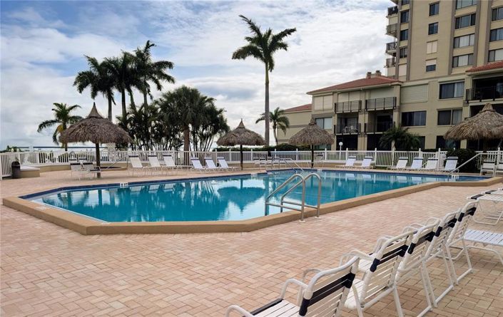 Image No.60-2 Bed Property for sale