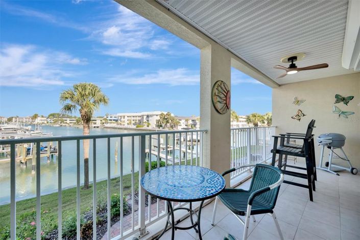 Image No.26-3 Bed Townhouse for sale