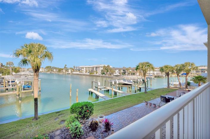 Image No.29-3 Bed Townhouse for sale