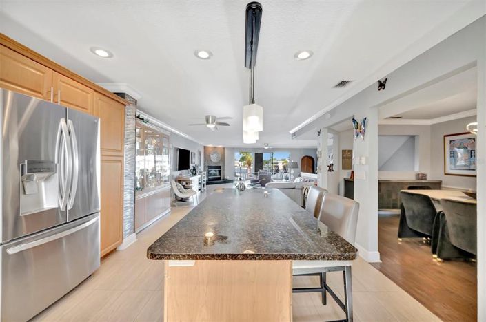 Image No.34-3 Bed Townhouse for sale