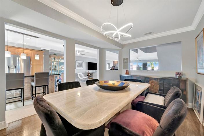 Image No.55-3 Bed Townhouse for sale