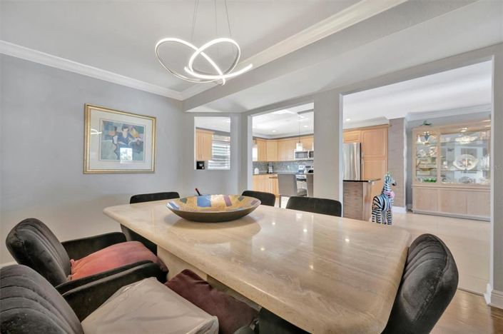 Image No.56-3 Bed Townhouse for sale