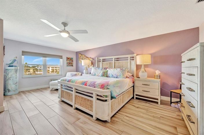 Image No.60-3 Bed Townhouse for sale