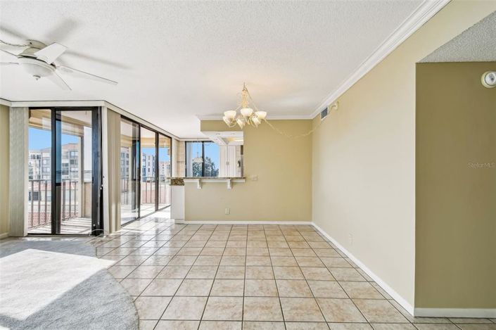 Image No.12-2 Bed Property for sale