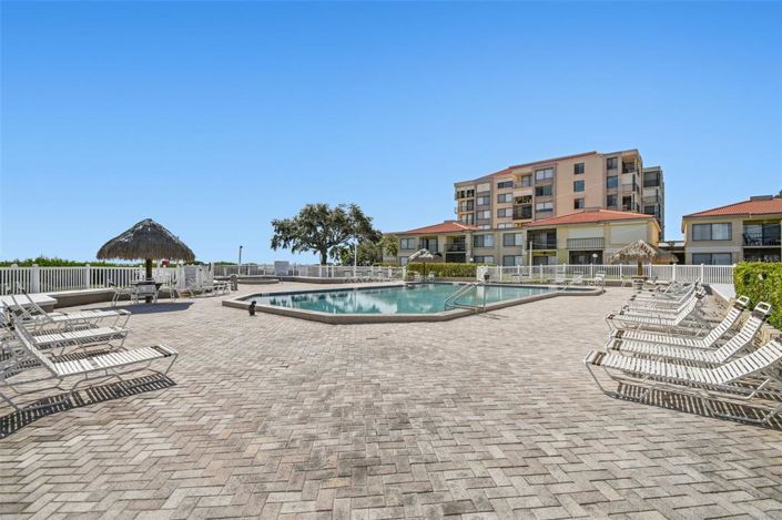 Image No.23-2 Bed Property for sale