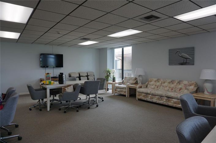 Image No.33-2 Bed Property for sale