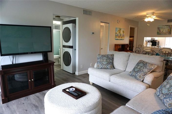 Image No.7-2 Bed Property for sale