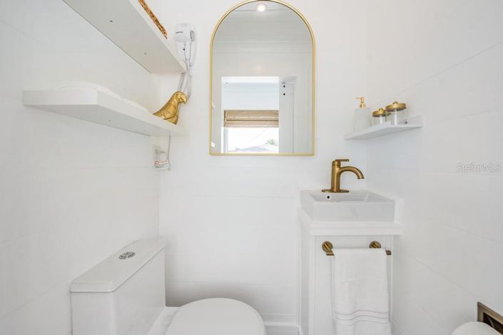 Image No.24-2 Bed Property for sale