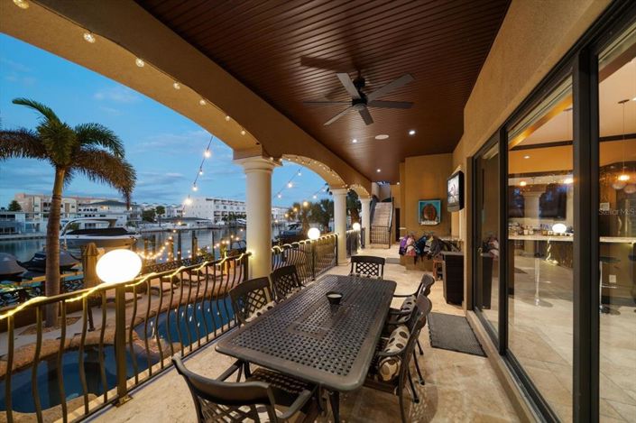 Image No.22-4 Bed Property for sale