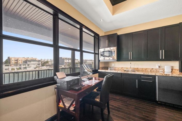 Image No.33-4 Bed Property for sale