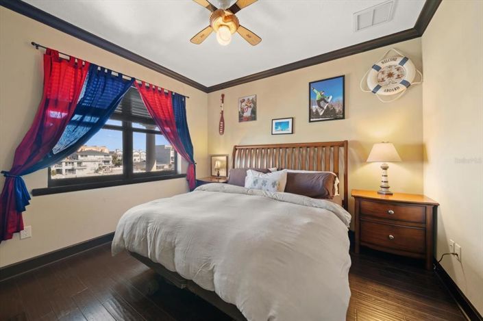 Image No.42-4 Bed Property for sale