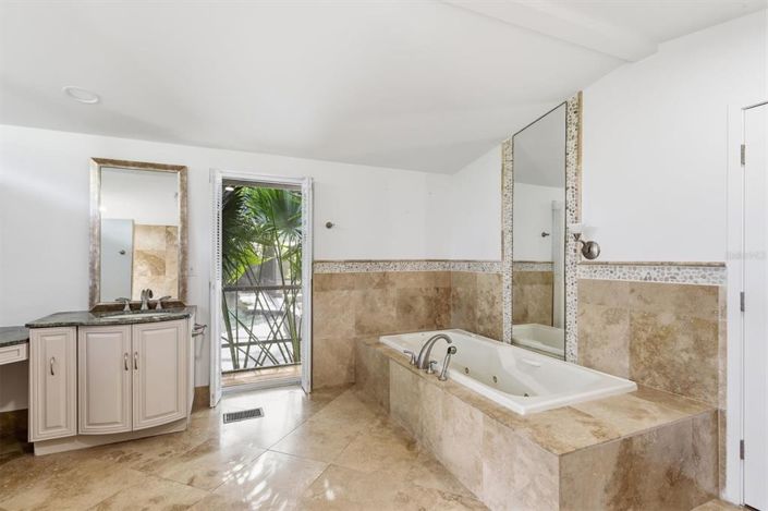 Image No.24-2 Bed Property for sale