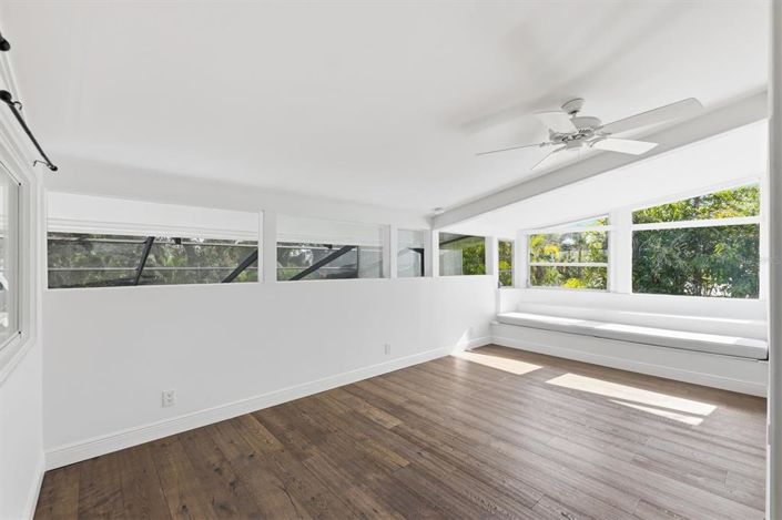 Image No.31-2 Bed Property for sale