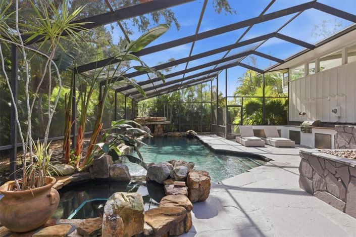 Image No.39-2 Bed Property for sale