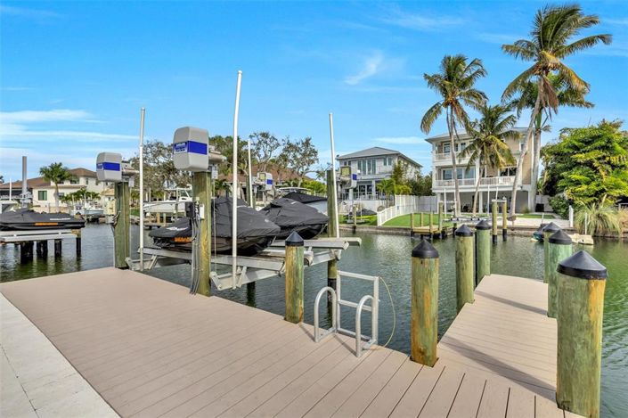 Image No.16-4 Bed Property for sale