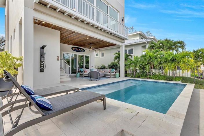 Image No.18-4 Bed Property for sale