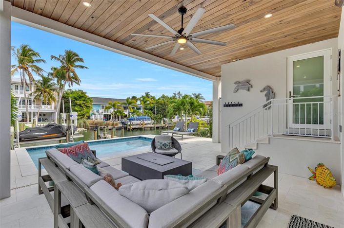 Image No.22-4 Bed Property for sale