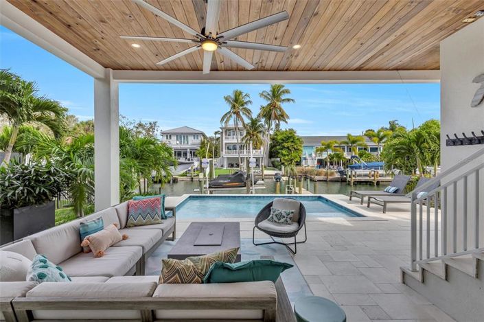 Image No.25-4 Bed Property for sale