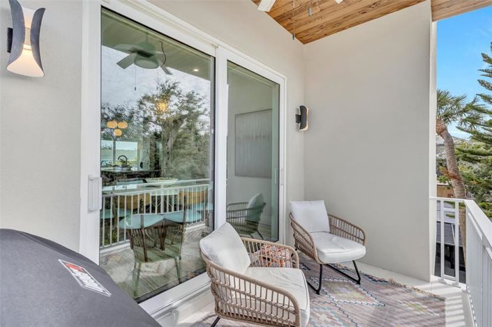 Image No.40-4 Bed Property for sale