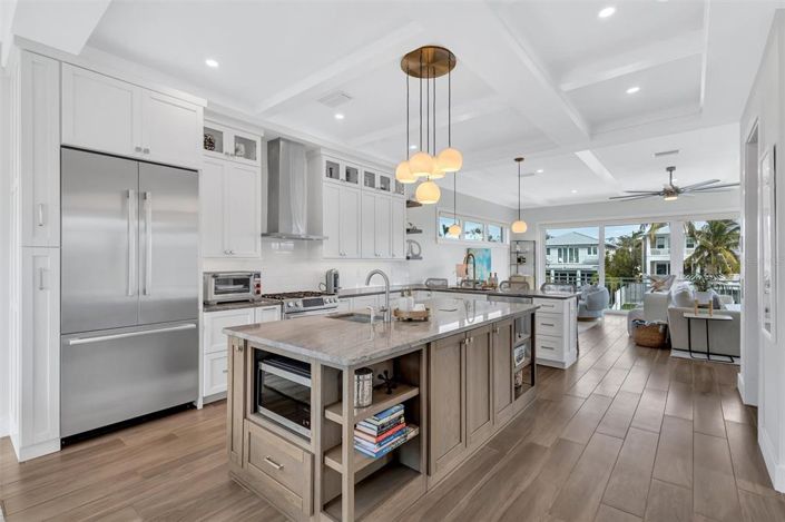 Image No.41-4 Bed Property for sale