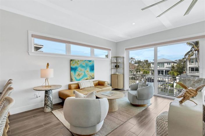 Image No.46-4 Bed Property for sale