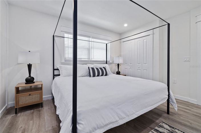 Image No.13-2 Bed Property for sale