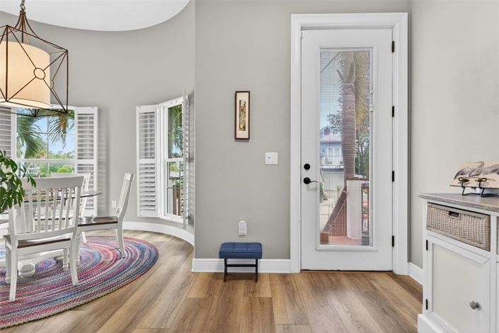 Image No.16-3 Bed Property for sale