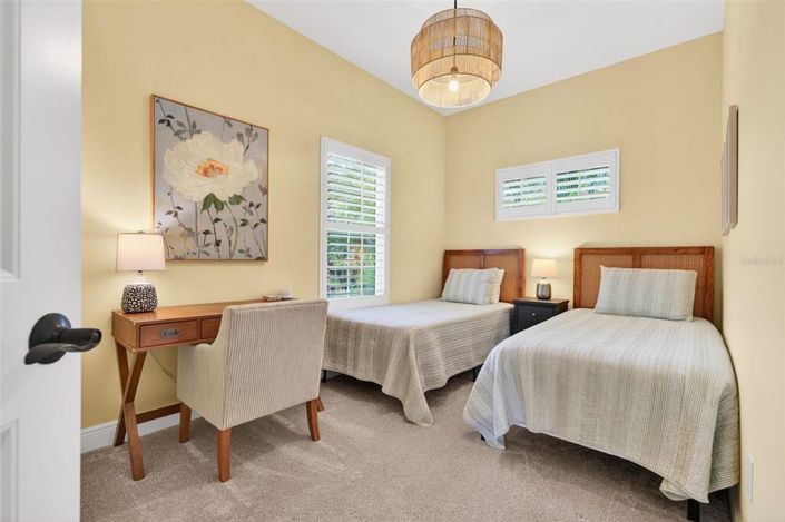 Image No.39-3 Bed Property for sale