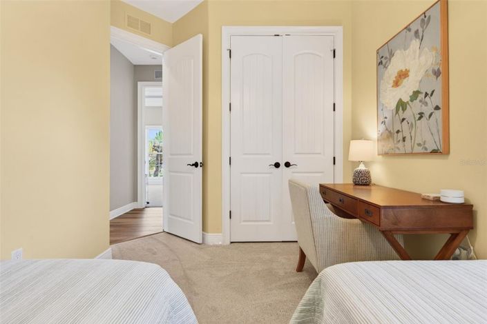 Image No.40-3 Bed Property for sale