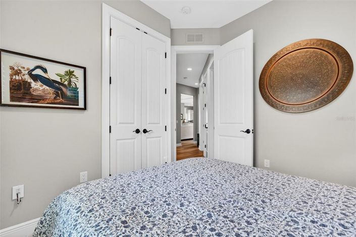 Image No.43-3 Bed Property for sale