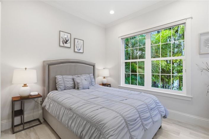 Image No.33-4 Bed Property for sale