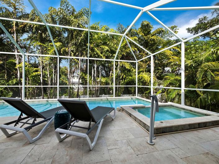 Image No.8-4 Bed Property for sale