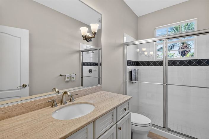 Image No.21-3 Bed Property for sale