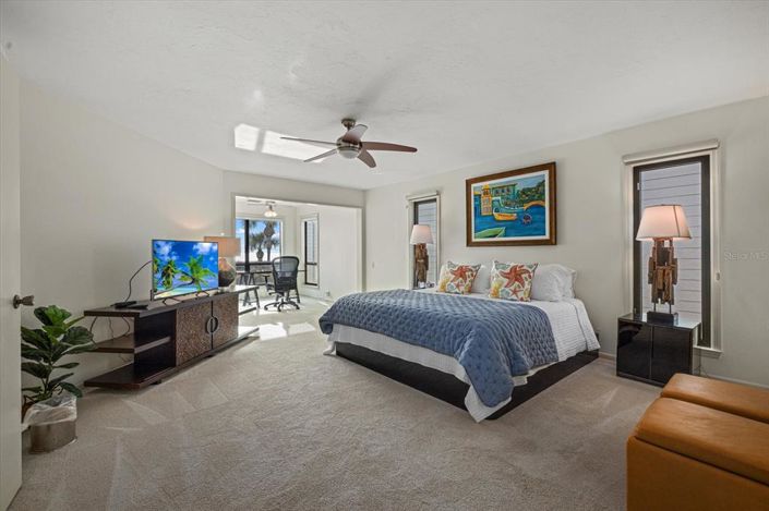 Image No.19-3 Bed Property for sale