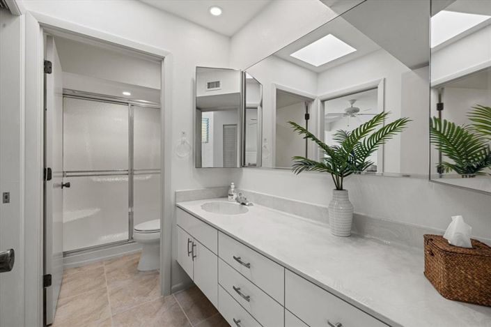 Image No.26-3 Bed Property for sale