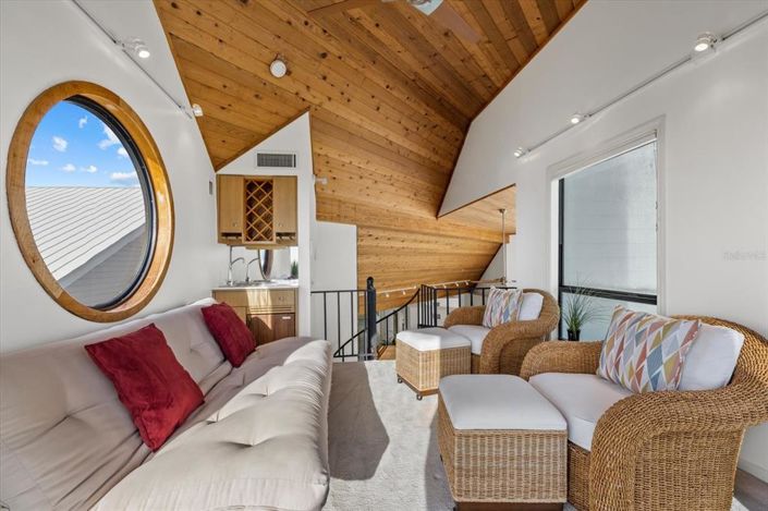 Image No.7-3 Bed Property for sale