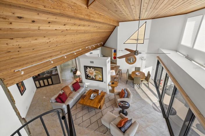 Image No.8-3 Bed Property for sale