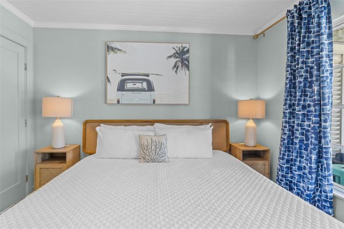 Image No.17-2 Bed Townhouse for sale