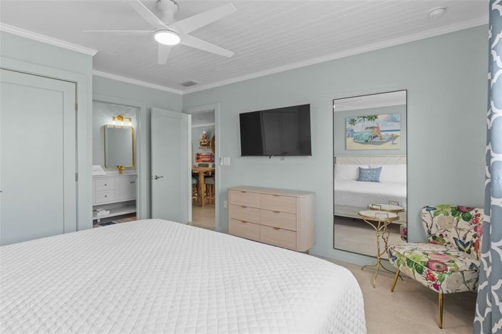 Image No.23-2 Bed Townhouse for sale