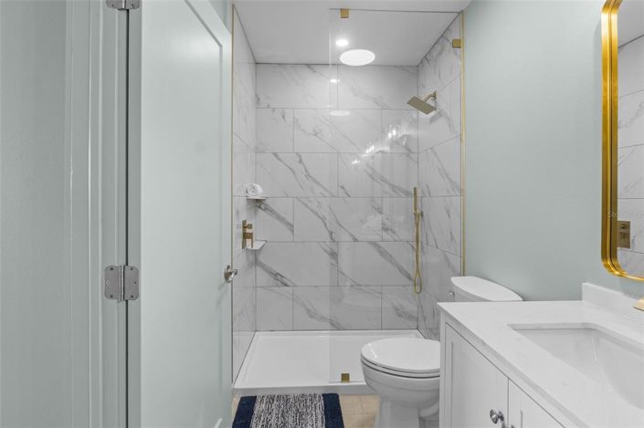 Image No.25-2 Bed Townhouse for sale